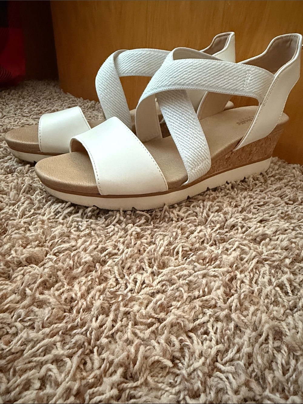 Dr. Scholl’s wedge sandals
